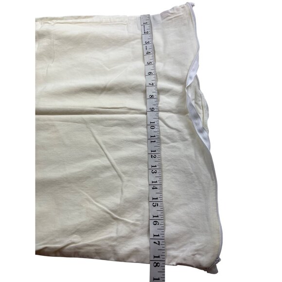 Set Of 2 Creamy White Pillow Protectors With Zippers 66i - Picture 4 of 4